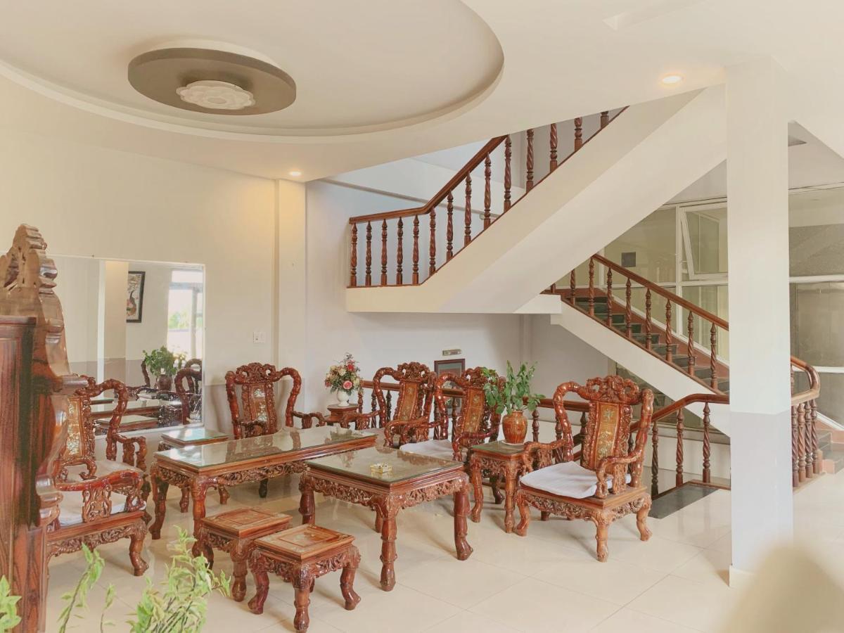 Thanh Thu 1 Hotel Kon Tum ภายนอก รูปภาพ